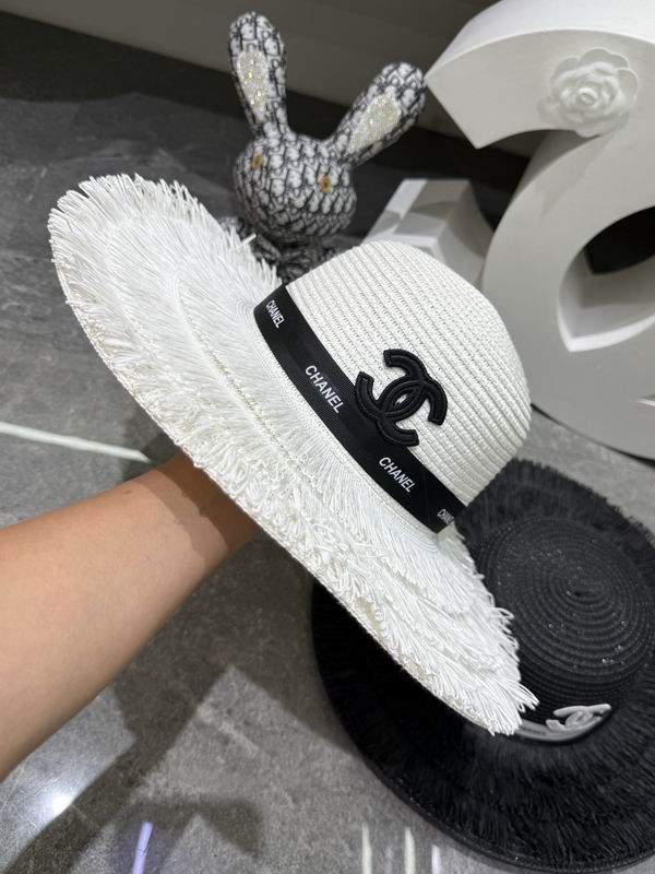 Chanel top hat dx215